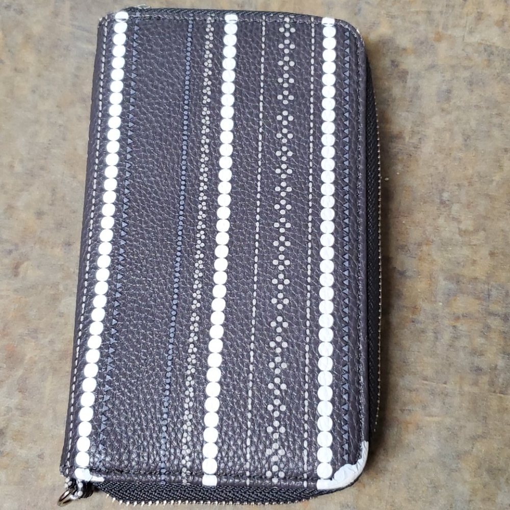 Thirty-One Stackin' Jackson's Wallet